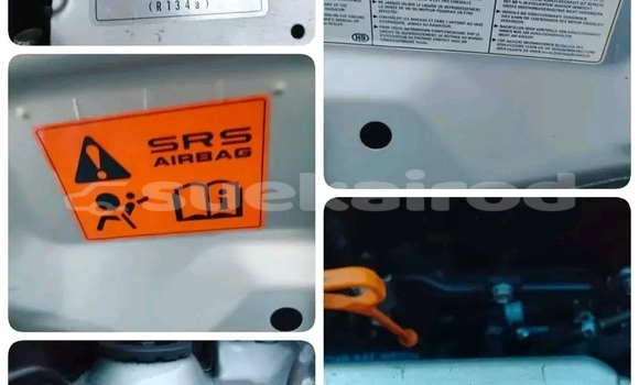 ซื้อ รถมือสอง Honda Jazz ขาว รถยนต์ ใน %{เมือง} ใน ฉะเชิงเทรา