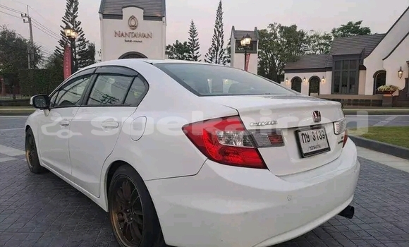 ซื้อ รถมือสอง Honda Civic ขาว รถยนต์ ใน %{เมือง} ใน ฉะเชิงเทรา ซื้อ รถมือสอง Honda Civic ขาว รถยนต์ ใน %{เมือง} ใน ฉะเชิงเทรา