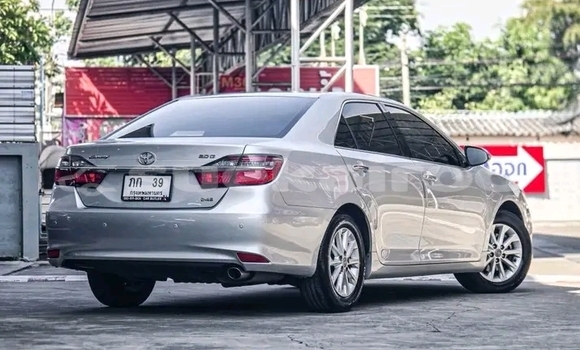 ซื้อ รถมือสอง Toyota Camry อื่น ๆ รถยนต์ ใน %{เมือง} ใน ชัยภูมิ