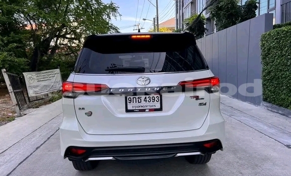 ซื้อ รถมือสอง Toyota Fortuner ขาว รถยนต์ ใน %{เมือง} ใน ชัยนาท ซื้อ รถมือสอง Toyota Fortuner ขาว รถยนต์ ใน %{เมือง} ใน ชัยนาท