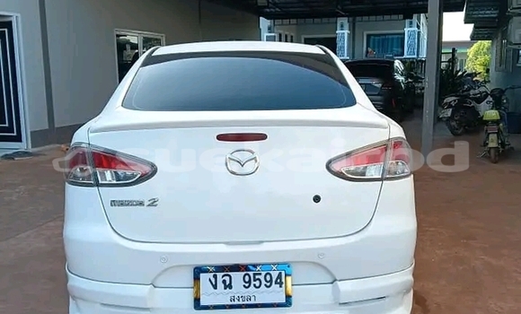 ซื้อ รถมือสอง Mazda 2 ขาว รถยนต์ ใน %{เมือง} ใน ชัยนาท ซื้อ รถมือสอง Mazda 2 ขาว รถยนต์ ใน %{เมือง} ใน ชัยนาท