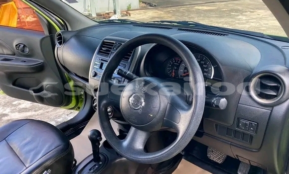 ซื้อ รถมือสอง Nissan March เงิน รถยนต์ ใน %{เมือง} ใน ฉะเชิงเทรา