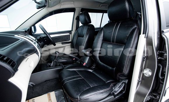 ซื้อ รถมือสอง Mitsubishi Pajero สีน้ำตาล รถยนต์ ใน %{เมือง} ใน กรุงเทพมหานคร ซื้อ รถมือสอง Mitsubishi Pajero สีน้ำตาล รถยนต์ ใน %{เมือง} ใน กรุงเทพมหานคร