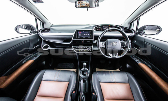 Buy Used Toyota Sienta White Car in Bangkok in Bangkok Buy Used Toyota Sienta White Car in Bangkok in Bangkok