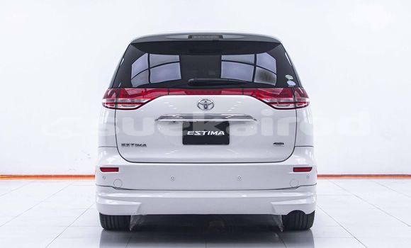 Buy Used Toyota Estima White Car in Bangkok in Bangkok Buy Used Toyota Estima White Car in Bangkok in Bangkok