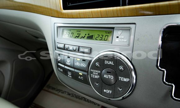 Buy Used Toyota Estima White Car in Bangkok in Bangkok Buy Used Toyota Estima White Car in Bangkok in Bangkok