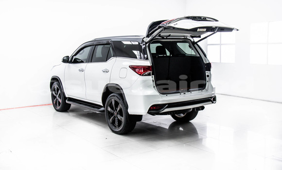 ซื้อ รถมือสอง Toyota Fortuner ขาว รถยนต์ ใน %{เมือง} ใน กรุงเทพมหานคร ซื้อ รถมือสอง Toyota Fortuner ขาว รถยนต์ ใน %{เมือง} ใน กรุงเทพมหานคร