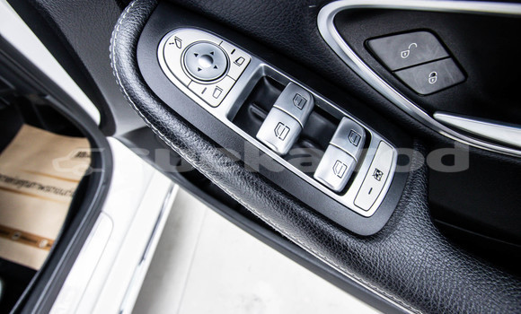 ซื้อ รถมือสอง Mercedes-Benz C-Classe ขาว รถยนต์ ใน %{เมือง} ใน กรุงเทพมหานคร ซื้อ รถมือสอง Mercedes-Benz C-Classe ขาว รถยนต์ ใน %{เมือง} ใน กรุงเทพมหานคร