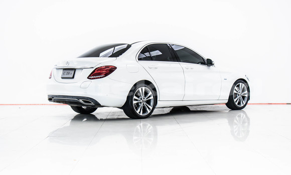 ซื้อ รถมือสอง Mercedes-Benz C-Classe ขาว รถยนต์ ใน %{เมือง} ใน กรุงเทพมหานคร ซื้อ รถมือสอง Mercedes-Benz C-Classe ขาว รถยนต์ ใน %{เมือง} ใน กรุงเทพมหานคร