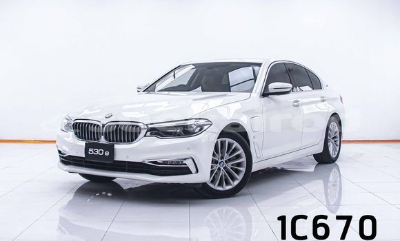 Buy Used BMW 5–Series White Car in Bangkok in Bangkok