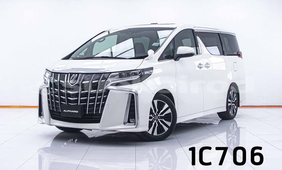 ซื้อ รถมือสอง Toyota Alphard ขาว รถยนต์ ใน %{เมือง} ใน กรุงเทพมหานคร