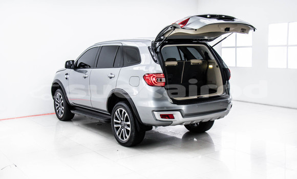 Buy Used Ford Everest Other Car in Bangkok in Bangkok Buy Used Ford Everest Other Car in Bangkok in Bangkok