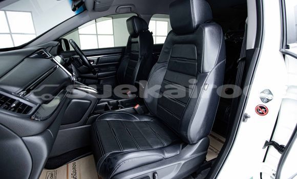 Buy Used Honda CR-V White Car in Bangkok in Bangkok Buy Used Honda CR-V White Car in Bangkok in Bangkok