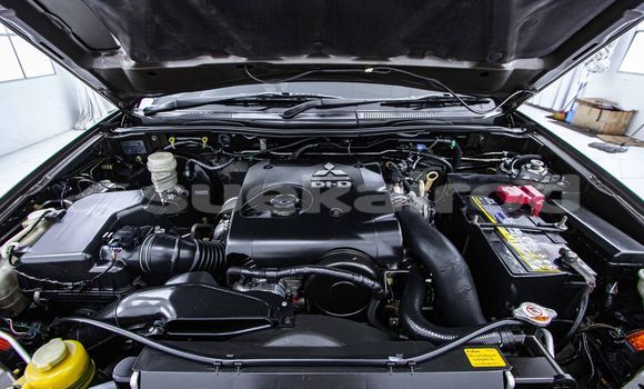 Buy Used Mitsubishi Pajero Brown Car in Bangkok in Bangkok Buy Used Mitsubishi Pajero Brown Car in Bangkok in Bangkok