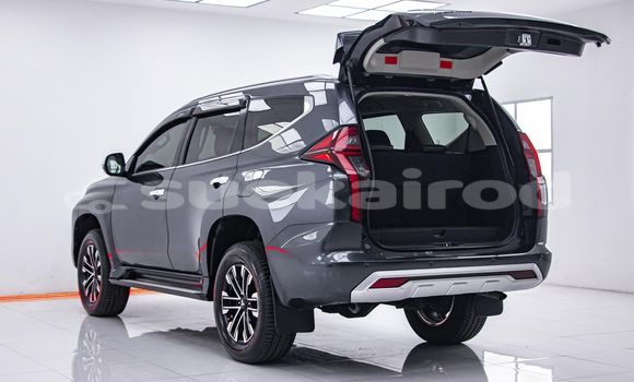 Buy Used Mitsubishi Pajero Other Car in Bangkok in Bangkok Buy Used Mitsubishi Pajero Other Car in Bangkok in Bangkok