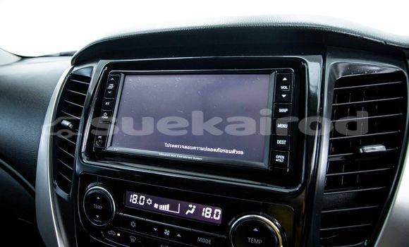 Buy Used Mitsubishi Pajero White Car in Bangkok in Bangkok Buy Used Mitsubishi Pajero White Car in Bangkok in Bangkok