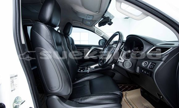 Buy Used Mitsubishi Pajero White Car in Bangkok in Bangkok Buy Used Mitsubishi Pajero White Car in Bangkok in Bangkok