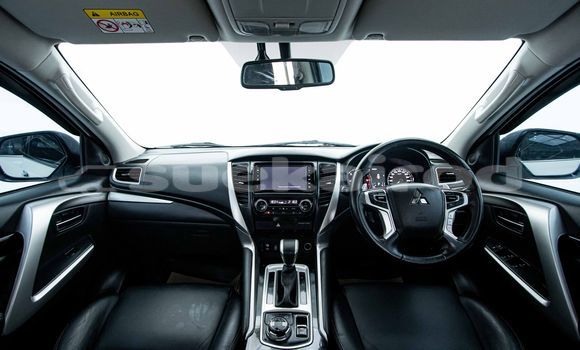 Buy Used Mitsubishi Pajero White Car in Bangkok in Bangkok Buy Used Mitsubishi Pajero White Car in Bangkok in Bangkok