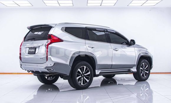 Buy Used Mitsubishi Pajero Other Car in Bangkok in Bangkok Buy Used Mitsubishi Pajero Other Car in Bangkok in Bangkok