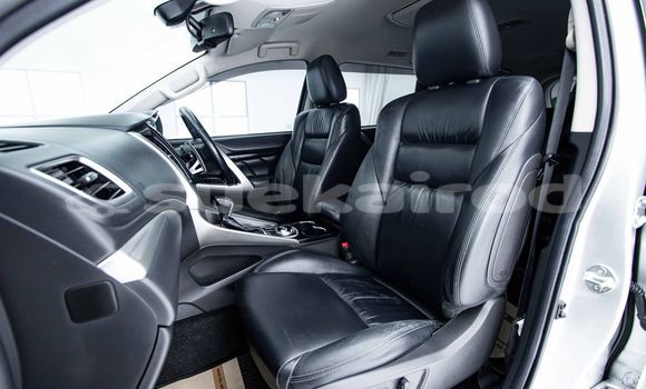 Buy Used Mitsubishi Pajero Other Car in Bangkok in Bangkok Buy Used Mitsubishi Pajero Other Car in Bangkok in Bangkok