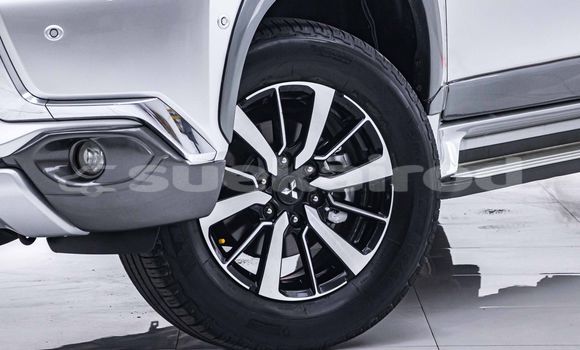 Buy Used Mitsubishi Pajero Other Car in Bangkok in Bangkok Buy Used Mitsubishi Pajero Other Car in Bangkok in Bangkok