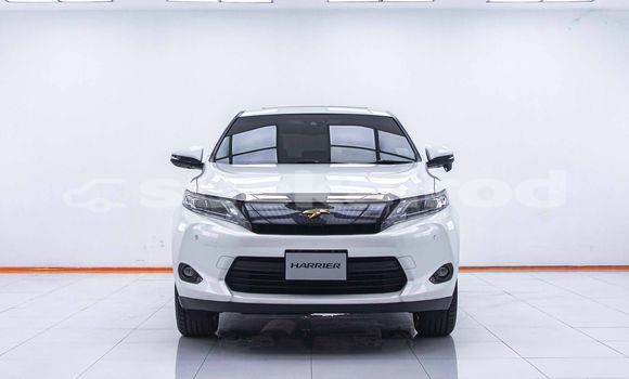 ซื้อ รถมือสอง Toyota Harrier ขาว รถยนต์ ใน %{เมือง} ใน กรุงเทพมหานคร ซื้อ รถมือสอง Toyota Harrier ขาว รถยนต์ ใน %{เมือง} ใน กรุงเทพมหานคร