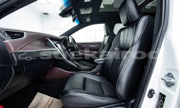 ซื้อ รถมือสอง Toyota Harrier ขาว รถยนต์ ใน %{เมือง} ใน กรุงเทพมหานคร ซื้อ รถมือสอง Toyota Harrier ขาว รถยนต์ ใน %{เมือง} ใน กรุงเทพมหานคร