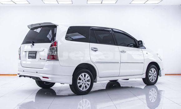 Buy Used Toyota Innova White Car in Bangkok in Bangkok Buy Used Toyota Innova White Car in Bangkok in Bangkok