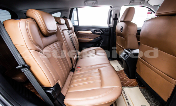 Buy Used Isuzu MU-X Other Car in Bangkok in Bangkok Buy Used Isuzu MU-X Other Car in Bangkok in Bangkok