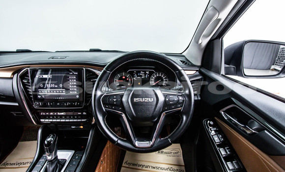 Buy Used Isuzu MU-X Other Car in Bangkok in Bangkok Buy Used Isuzu MU-X Other Car in Bangkok in Bangkok