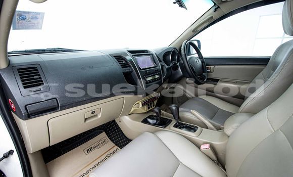 ซื้อ รถมือสอง Toyota Fortuner ขาว รถยนต์ ใน %{เมือง} ใน กรุงเทพมหานคร ซื้อ รถมือสอง Toyota Fortuner ขาว รถยนต์ ใน %{เมือง} ใน กรุงเทพมหานคร