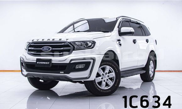 Buy Used Ford Everest White Car in Bangkok in Bangkok Buy Used Ford Everest White Car in Bangkok in Bangkok