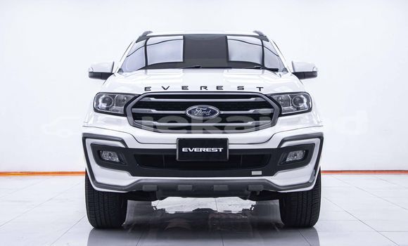 Buy Used Ford Everest White Car in Bangkok in Bangkok Buy Used Ford Everest White Car in Bangkok in Bangkok