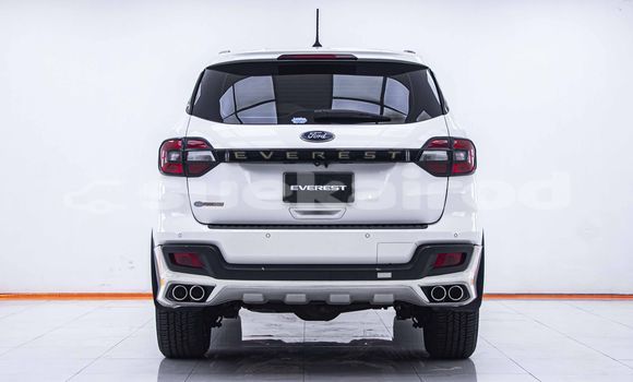 Buy Used Ford Everest White Car in Bangkok in Bangkok Buy Used Ford Everest White Car in Bangkok in Bangkok