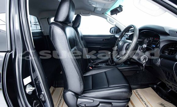 ซื้อ รถมือสอง Toyota Hiluxe Revo สีดำ รถยนต์ ใน %{เมือง} ใน กรุงเทพมหานคร ซื้อ รถมือสอง Toyota Hiluxe Revo สีดำ รถยนต์ ใน %{เมือง} ใน กรุงเทพมหานคร