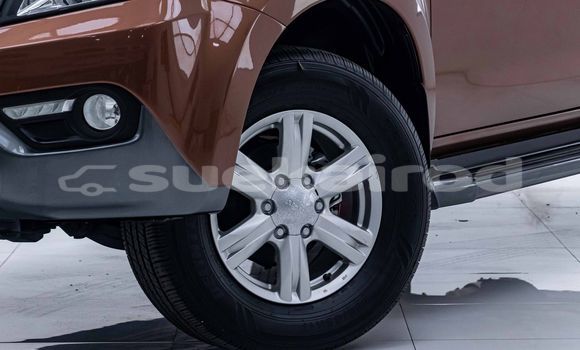 Buy Used Isuzu MU-X Brown Car in Bangkok in Bangkok Buy Used Isuzu MU-X Brown Car in Bangkok in Bangkok