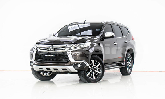 Buy Used Mitsubishi Pajero Sport Brown Car in Bangkok in Bangkok Buy Used Mitsubishi Pajero Sport Brown Car in Bangkok in Bangkok