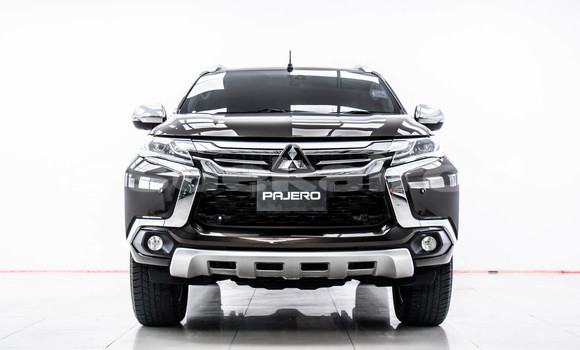 Buy Used Mitsubishi Pajero Sport Brown Car in Bangkok in Bangkok Buy Used Mitsubishi Pajero Sport Brown Car in Bangkok in Bangkok