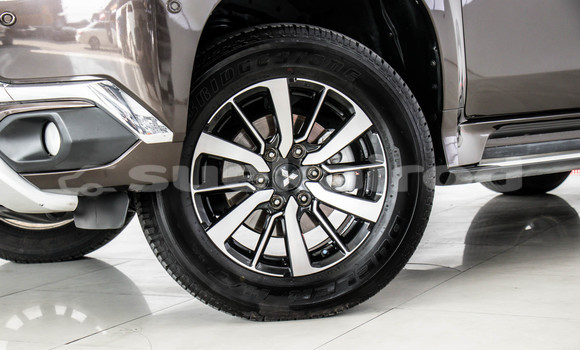 Buy Used Mitsubishi Pajero Sport Brown Car in Bangkok in Bangkok Buy Used Mitsubishi Pajero Sport Brown Car in Bangkok in Bangkok