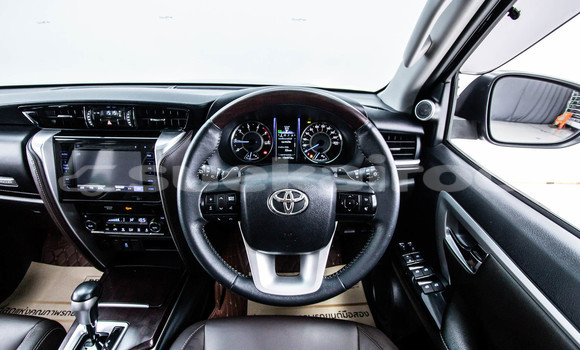 ซื้อ รถมือสอง Toyota Fortuner สีดำ รถยนต์ ใน %{เมือง} ใน กรุงเทพมหานคร ซื้อ รถมือสอง Toyota Fortuner สีดำ รถยนต์ ใน %{เมือง} ใน กรุงเทพมหานคร