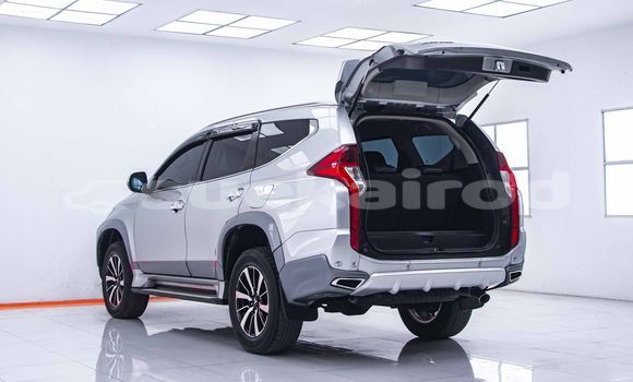 Buy Used Mitsubishi Pajero Other Car in Bangkok in Bangkok Buy Used Mitsubishi Pajero Other Car in Bangkok in Bangkok