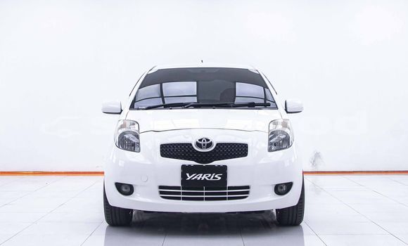 Buy Used Toyota Yaris White Car in Bangkok in Bangkok Buy Used Toyota Yaris White Car in Bangkok in Bangkok