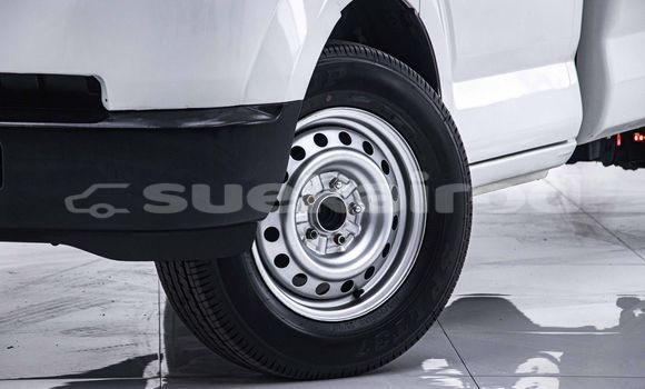 Buy Used Suzuki Carry White Car in Bangkok in Bangkok Buy Used Suzuki Carry White Car in Bangkok in Bangkok