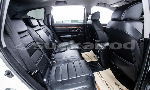Buy Used Honda CR-V White Car in Bangkok in Bangkok Buy Used Honda CR-V White Car in Bangkok in Bangkok
