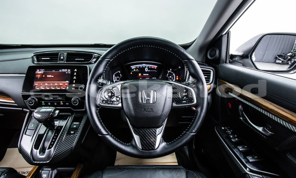 Buy Used Honda CR-V White Car in Bangkok in Bangkok Buy Used Honda CR-V White Car in Bangkok in Bangkok