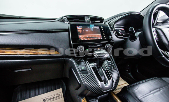 Buy Used Honda CR-V White Car in Bangkok in Bangkok Buy Used Honda CR-V White Car in Bangkok in Bangkok