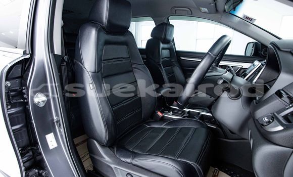 Buy Used Honda CR-V Other Car in Bangkok in Bangkok Buy Used Honda CR-V Other Car in Bangkok in Bangkok