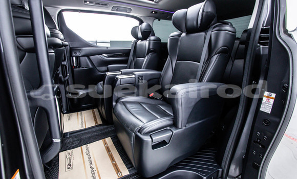 Buy Used Toyota Alphard Other Car in Bangkok in Bangkok Buy Used Toyota Alphard Other Car in Bangkok in Bangkok