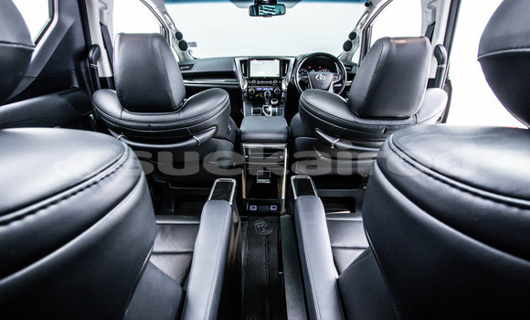 Buy Used Toyota Alphard Other Car in Bangkok in Bangkok Buy Used Toyota Alphard Other Car in Bangkok in Bangkok
