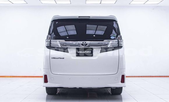Buy Used Toyota Vellfire White Car in Bangkok in Bangkok Buy Used Toyota Vellfire White Car in Bangkok in Bangkok